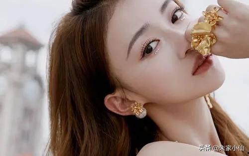 娱乐吃瓜君袁冰妍,娱乐吃瓜界的“瓜王”